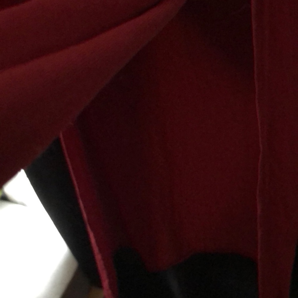 Red split long dress - Picture 3 of 4